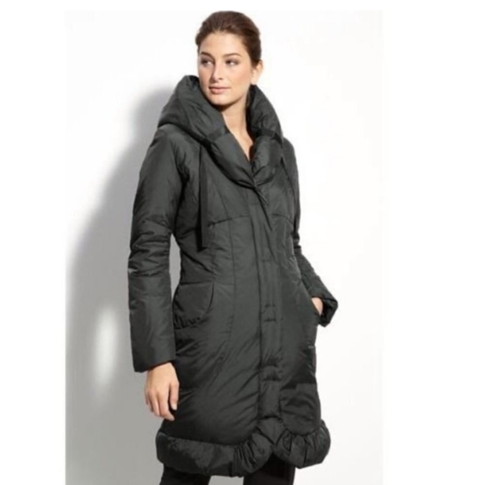 Tahari Down Puffer Coat Black Shawl Collar Knee Length Ruffle Hem Pockets Sz XL
